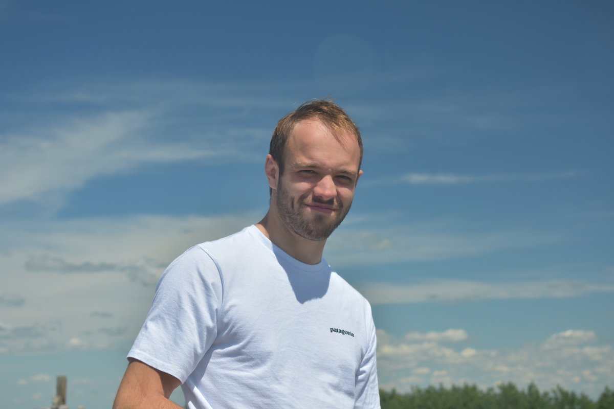 Tom outdoors